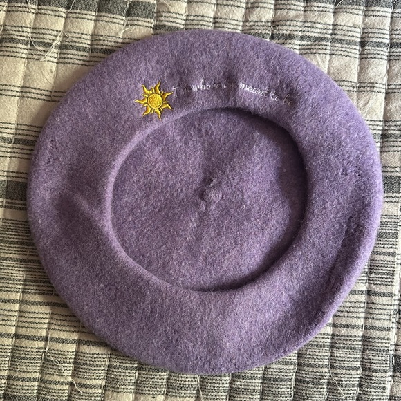 Disney hats - Picture 3 of 4